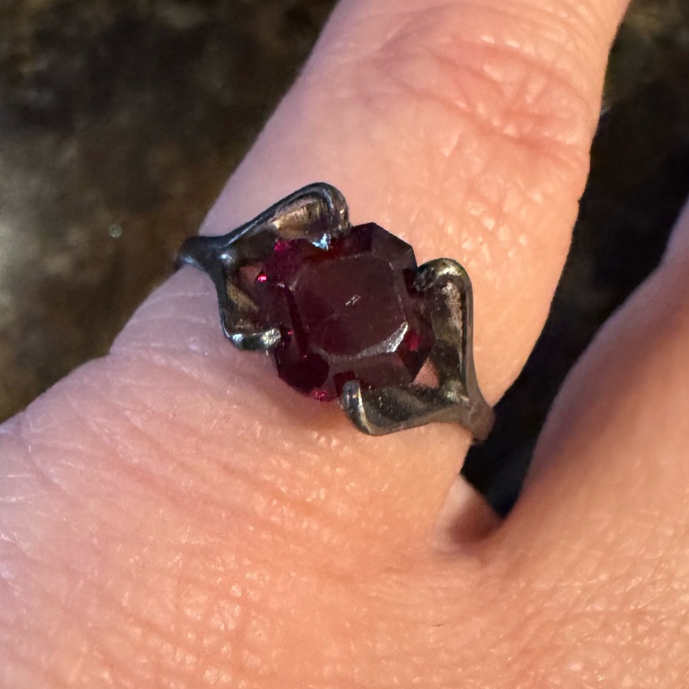 Vintage Garnet 925 Silver Espo Ring